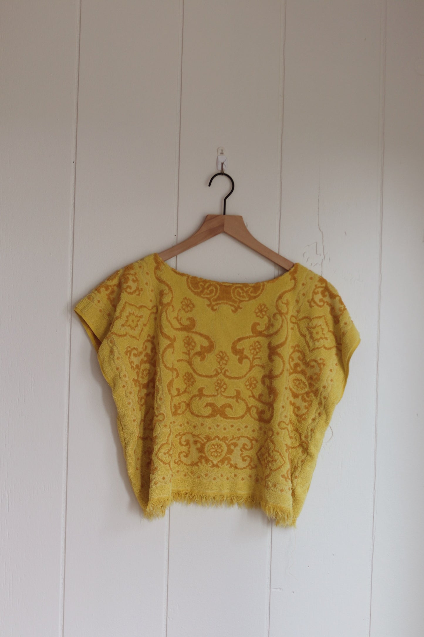 vintage yellow towel top