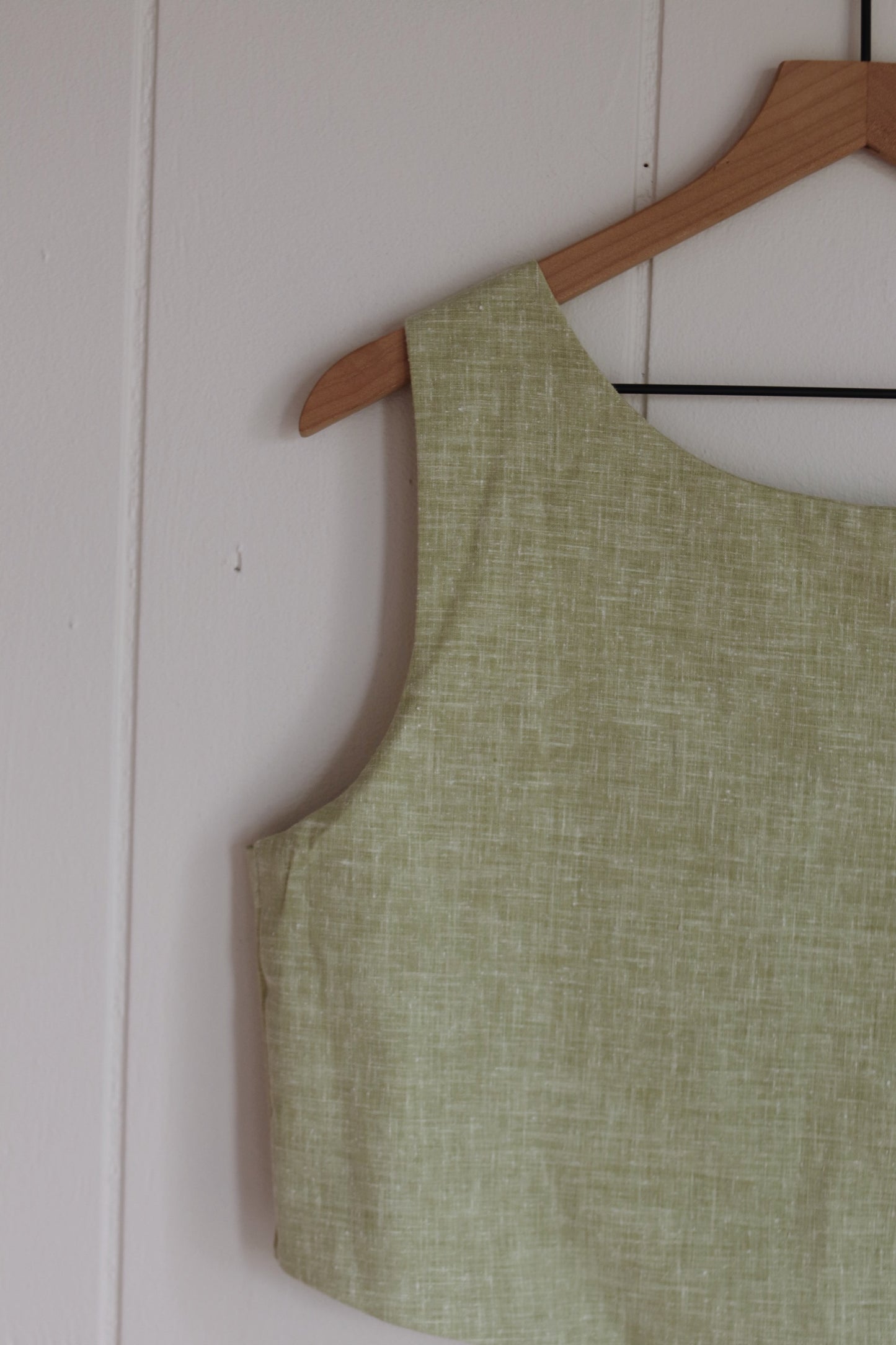 the RoXy- pale green