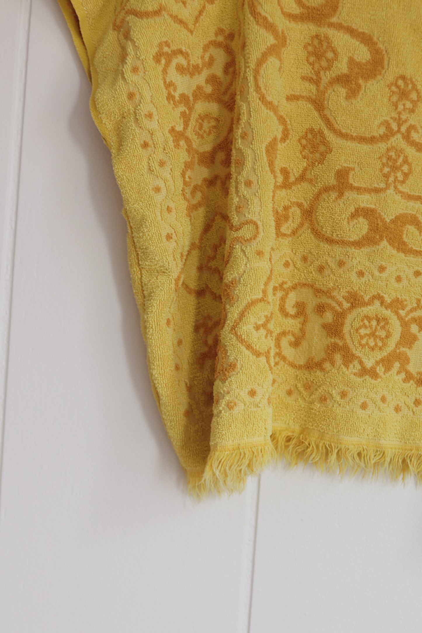 vintage yellow towel top