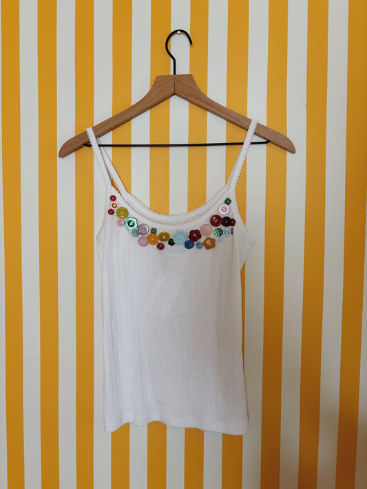 button tank white